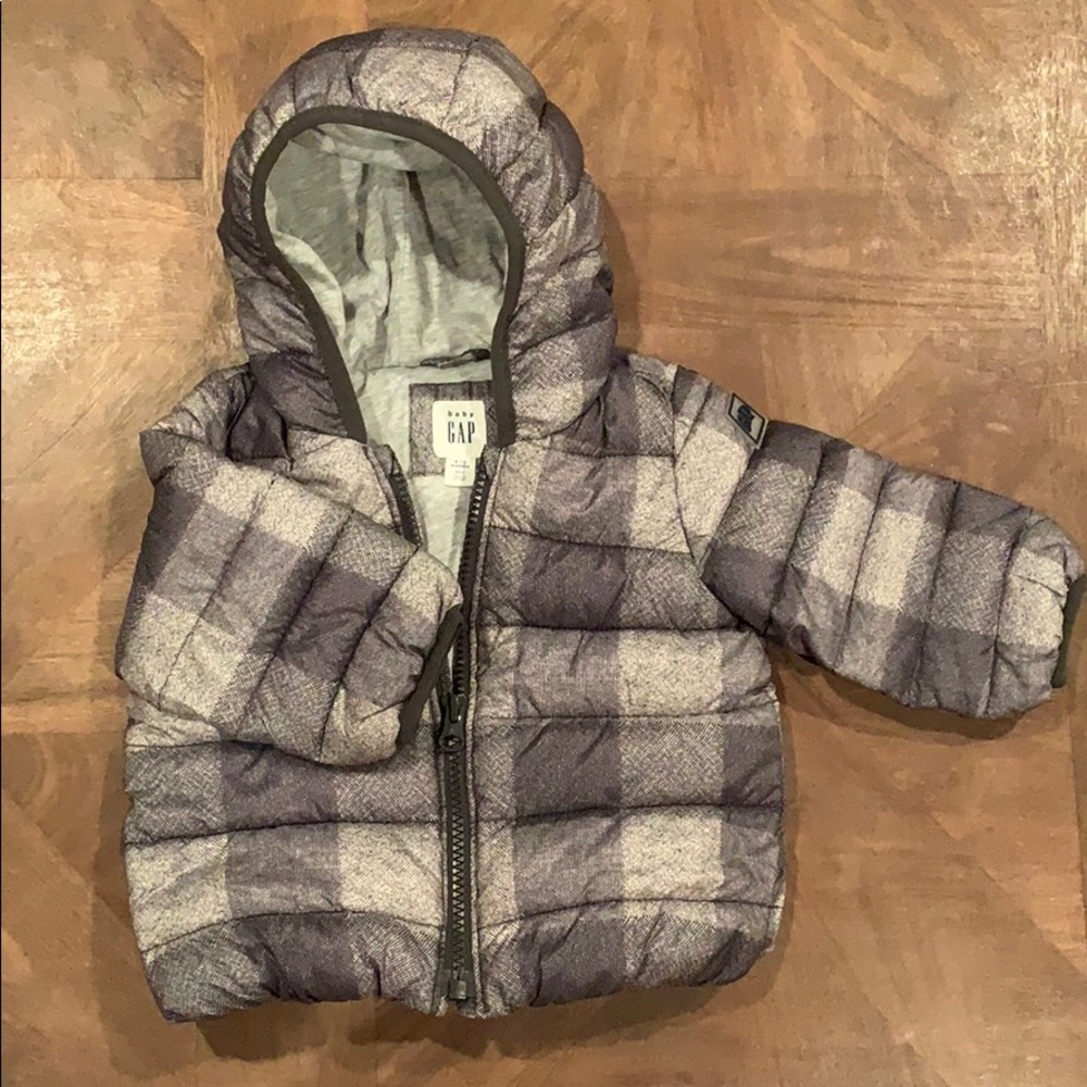 Baby GAP gray plaid puffer jacket 6-12M